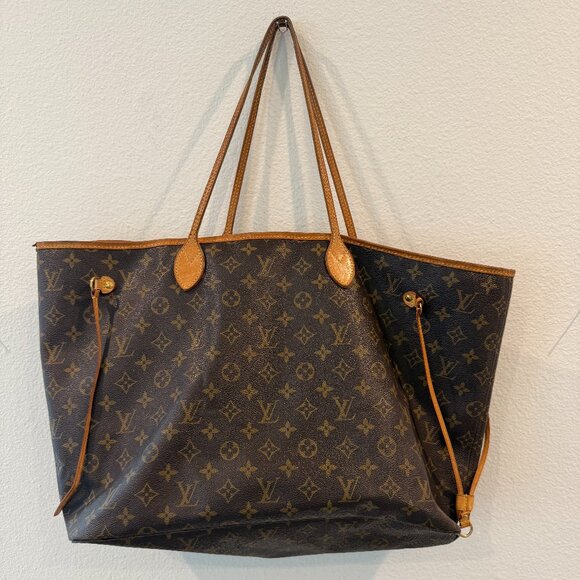 Louis Vuitton Neverfull Tote - Picture 1 of 4